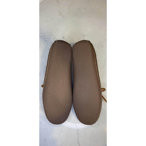 Warm and Cozy Men's L.L. Bean Acorn Slippers, Size 9 - Picture 6 of 8